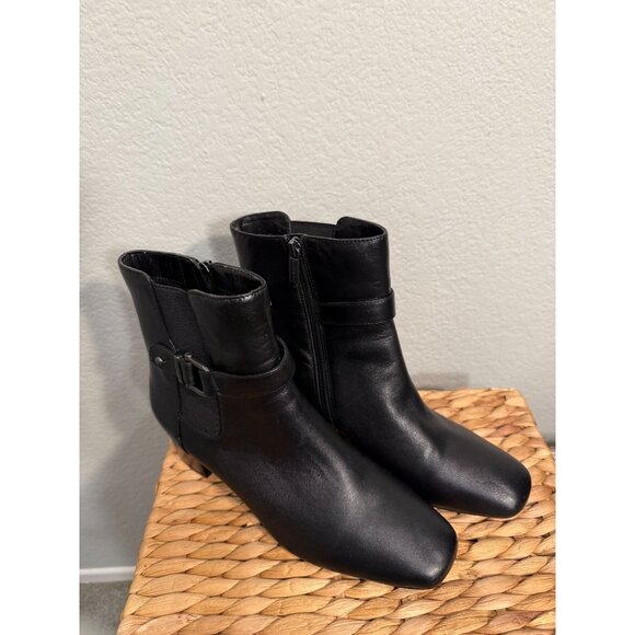 Women's Bandolino Ankle Boots Size 6 Leather Square Heels Hardly Worn - Picture 11 of 11